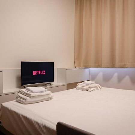 Ugo Bassi Lux Apartment Bologne Extérieur photo