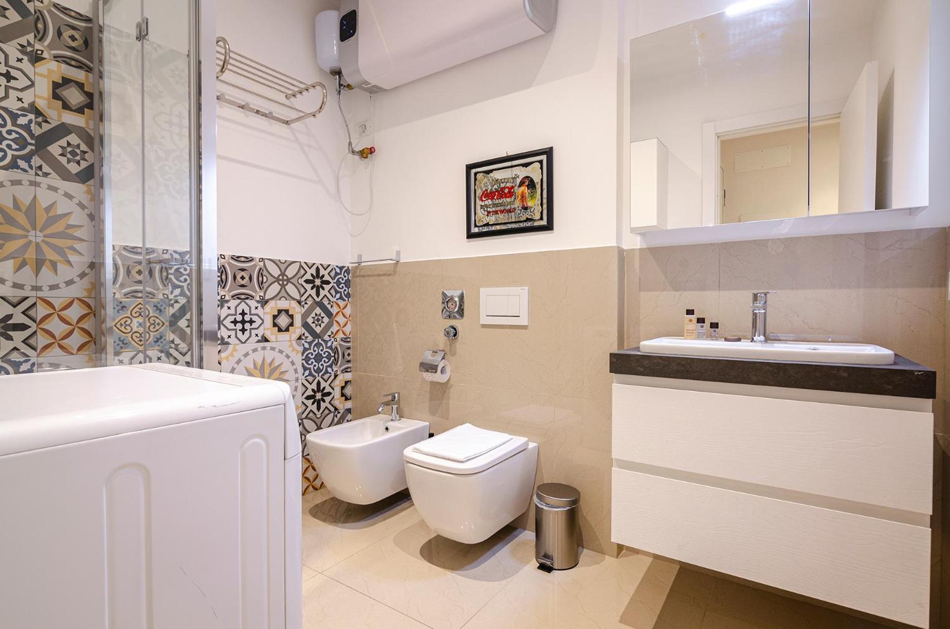 Ugo Bassi Lux Apartment Bologne Extérieur photo
